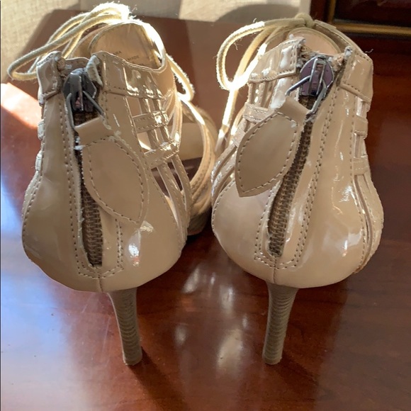 Sexy lace up Steve madden high heels - Picture 4 of 7